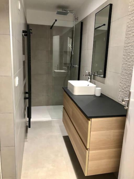 Logement De Plain-Pied Avec Jardin, Terrasse Gurgy エクステリア 写真